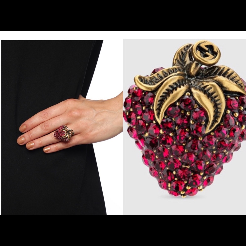 ❌SOLD❌ Gucci Red Crystal Strawberry Motif Ring Size M (US 7.5)